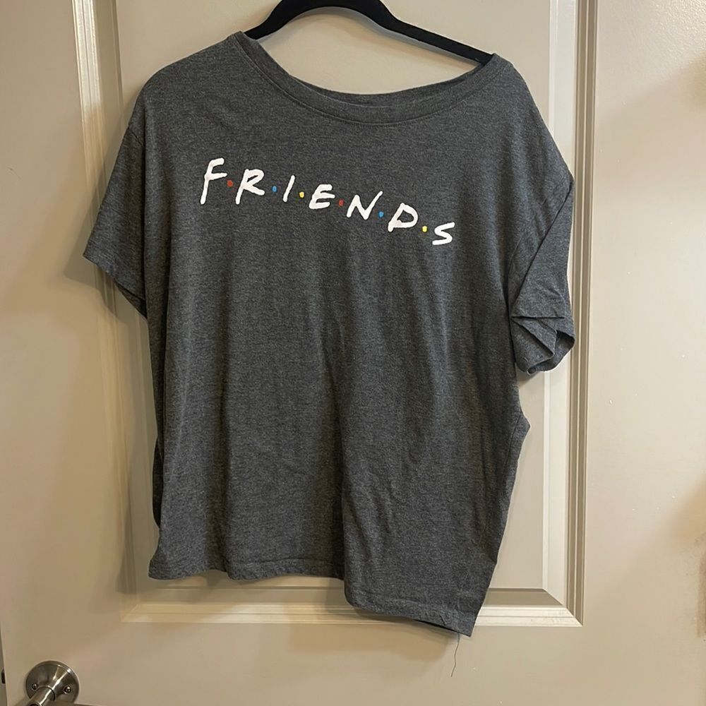 Women's Friends Table Short Sleeve Graphic T-
Shirt (Juniors')